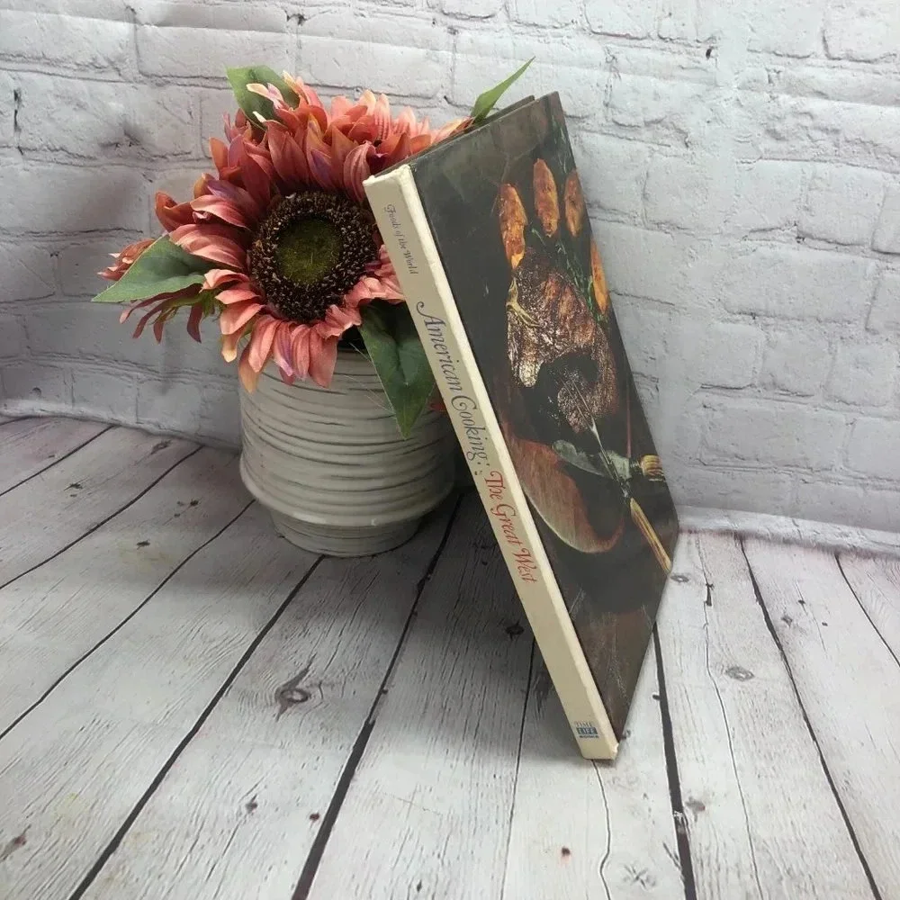 1971 vintage Time life Foods of the World AMERICAN COOKING Cookbook